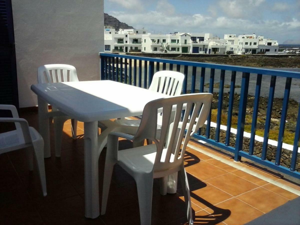 Apartment Orzola Vista Mar Exterior photo